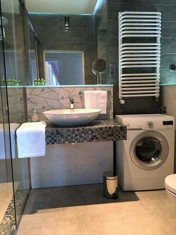 Gp Apartments بوزنان المظهر الخارجي الصورة