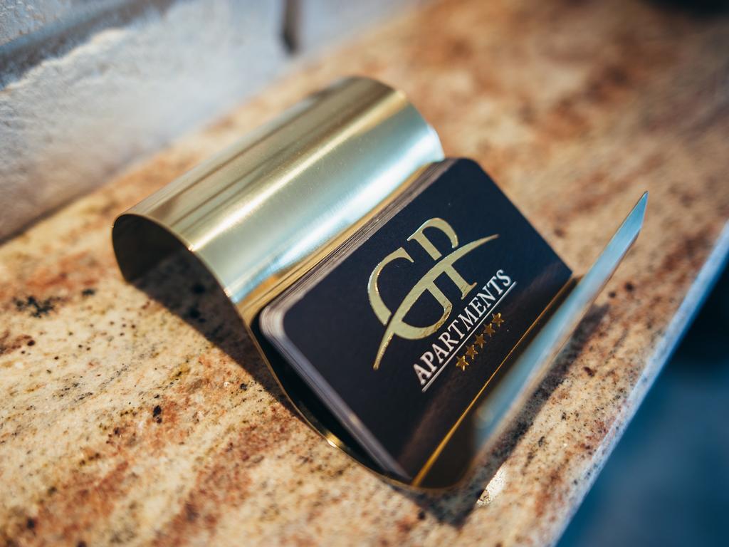 Gp Apartments بوزنان المظهر الخارجي الصورة